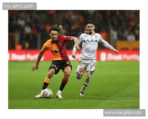 加拉塔萨雷迎战哈塔斯堡期待精彩对决与激烈竞争